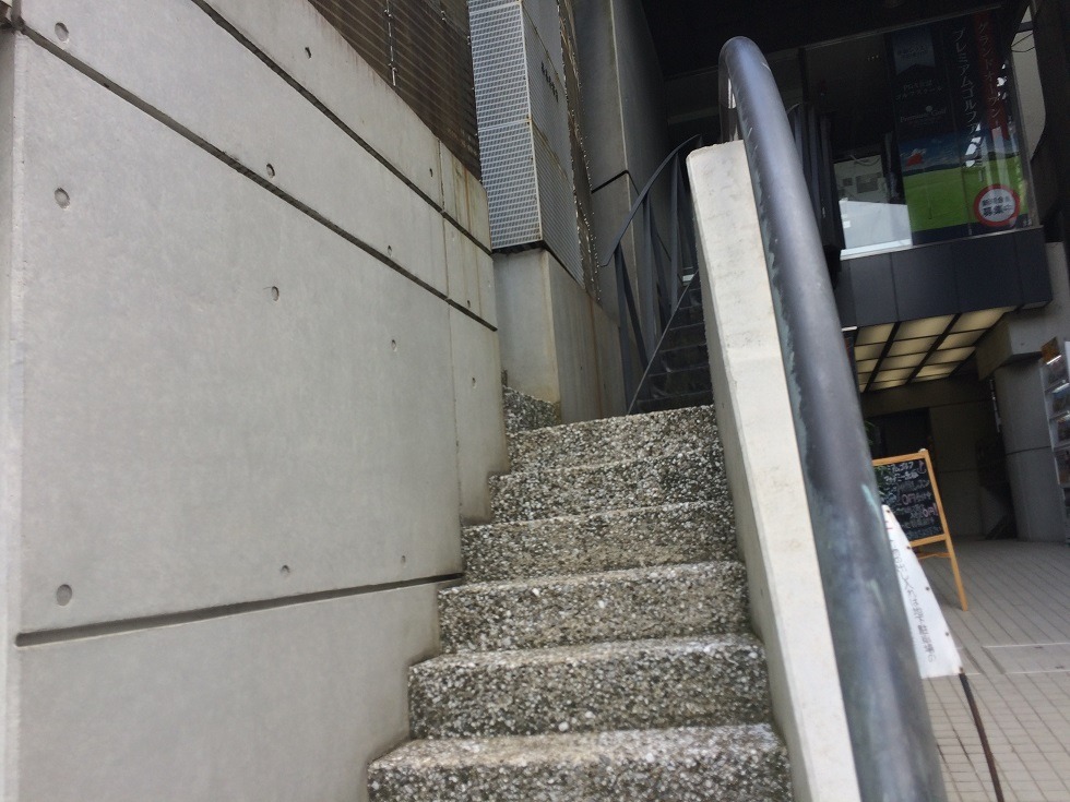美喜井稲荷の階段の写真
